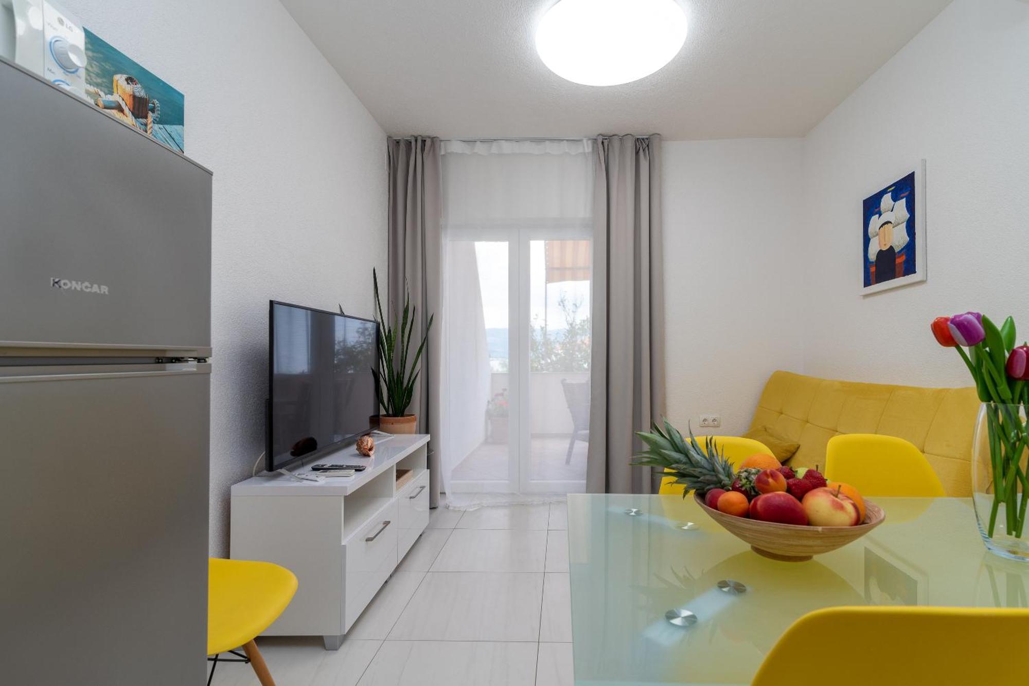 Apartments Brico - Heated Pool Trogir Exterior foto